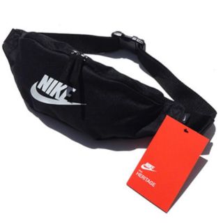 ナイキ(NIKE)の【国内正規品】Nike(ナイキ) ポシェット ボディバッグ 肩掛け ブラック(ショルダーバッグ)