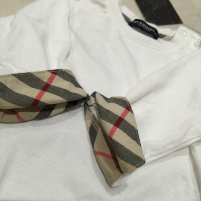 BURBERRY(バーバリー)のありがとうございます♡♡ キッズ/ベビー/マタニティのキッズ服男の子用(90cm~)(Tシャツ/カットソー)の商品写真