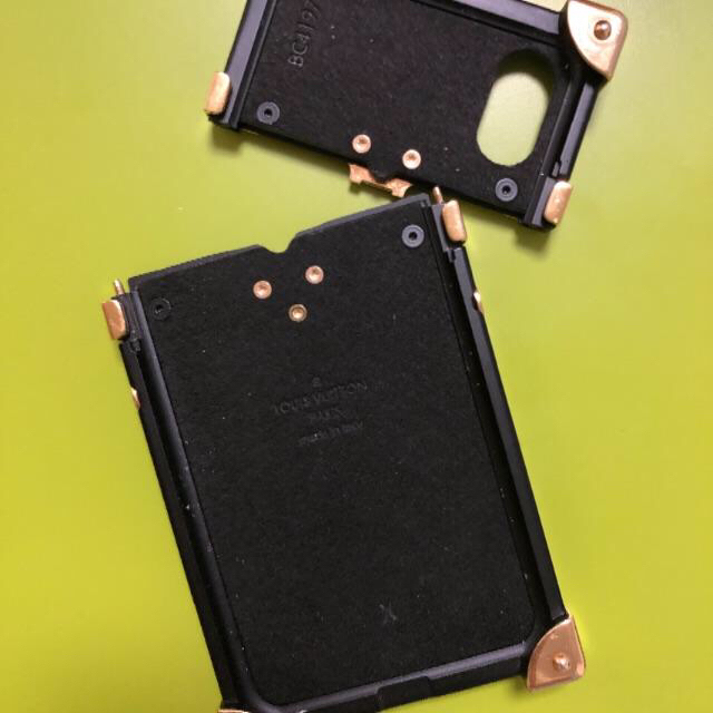 LOUIS VUITTON(ルイヴィトン)のLOUIS VUITTON iPhone x & xs  アイトランク スマホ/家電/カメラのスマホアクセサリー(iPhoneケース)の商品写真