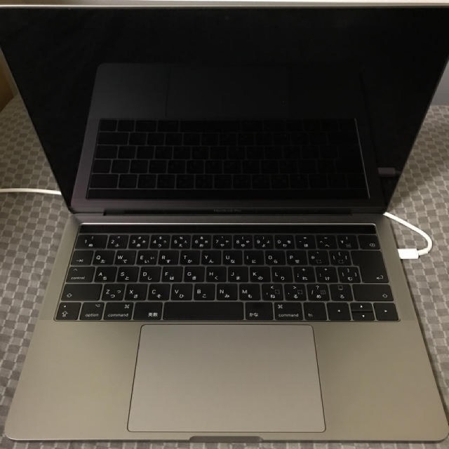 (最終下げ) Macbook Pro Touch Bar + １万円のおまけ付き