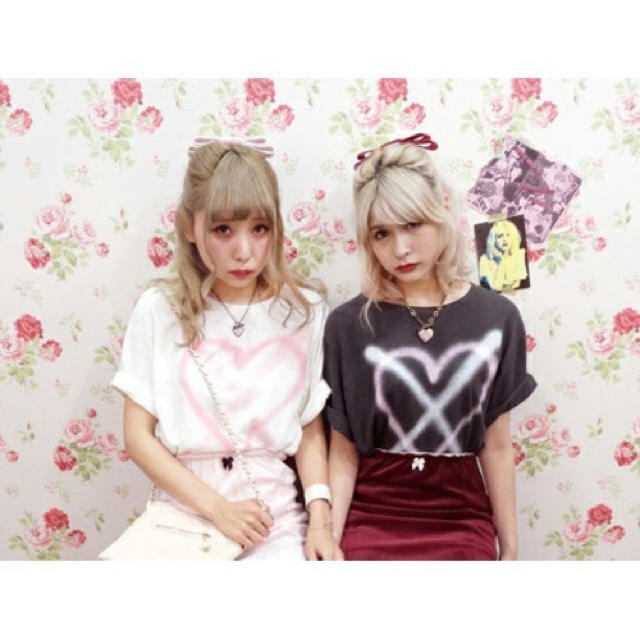 Katie(ケイティー)のkatie SPRAY ON HEART tee ケイティ ハート スプレー レディースのトップス(Tシャツ(半袖/袖なし))の商品写真