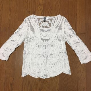 エイチアンドエム(H&M)のレース トップス(シャツ/ブラウス(長袖/七分))