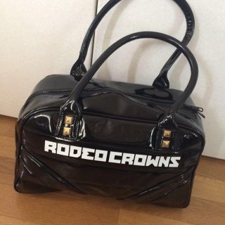 ロデオクラウンズ(RODEO CROWNS)のRODEOCROWNS エナメル バッグ(ボストンバッグ)