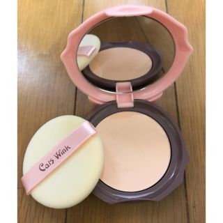 トニーモリー(TONY MOLY)の【新品・未使用】TONY MOLY キャッツウインク クリアパクト #2ベージュ(フェイスパウダー)