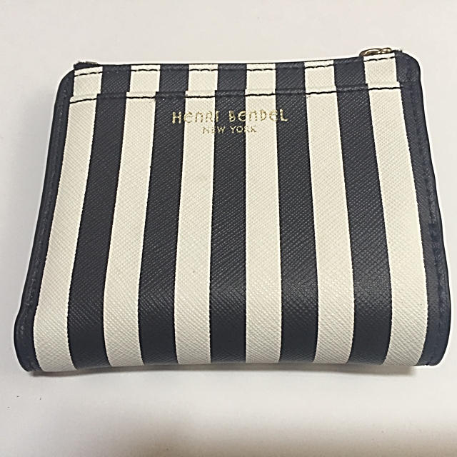 Henri Bendel(ヘンリベンデル)のヘンリベンデル   二つ折り財布  レディースのファッション小物(財布)の商品写真