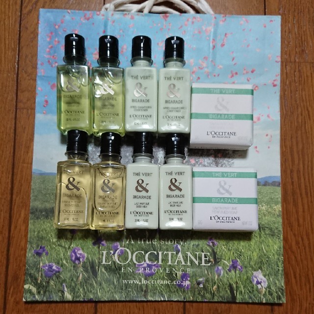 L'OCCITANE(ロクシタン)のロクシタン アメニティ テヴェール(グリーンティ) 10個セット 新品 コスメ/美容のキット/セット(サンプル/トライアルキット)の商品写真