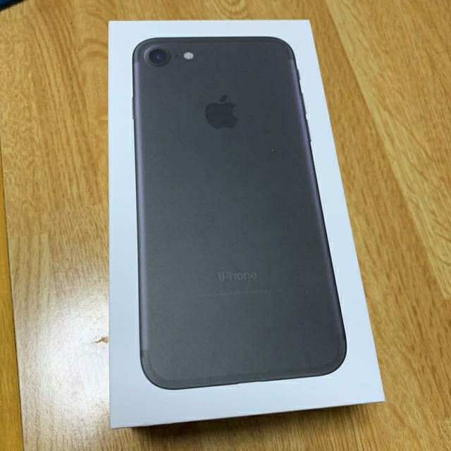 新品 ドコモ docomo iphone7 32GB SIMフリー ブラック www ...