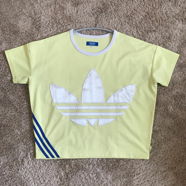 adidas(アディダス)のadidas Tシャツ レディースのトップス(Tシャツ(半袖/袖なし))の商品写真