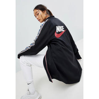 ナイキ(NIKE)の【 Sサイズ】新品未使用 Nike トラックジャケット サイドストライプ(その他)