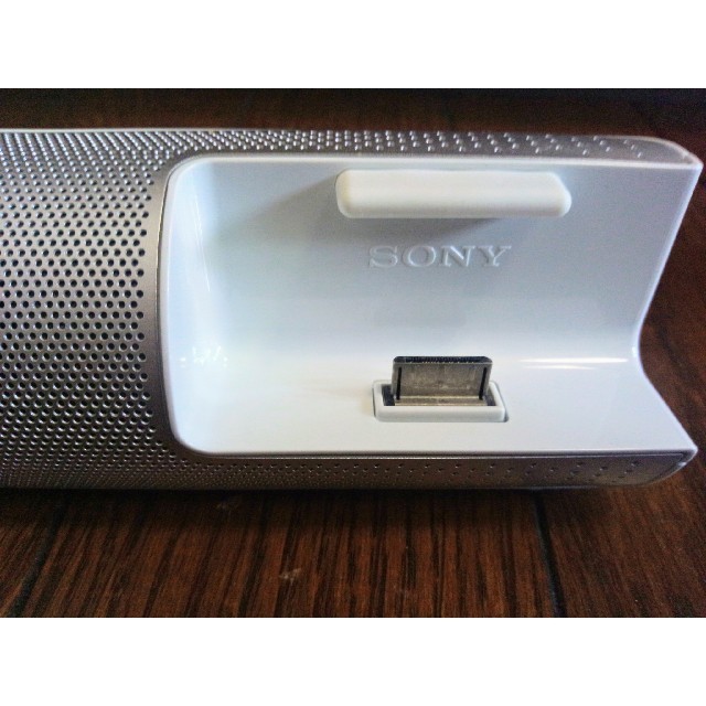 SONY(ソニー)のSONY　ウォークマンスピーカー　RDP-NWT19 スマホ/家電/カメラのオーディオ機器(スピーカー)の商品写真