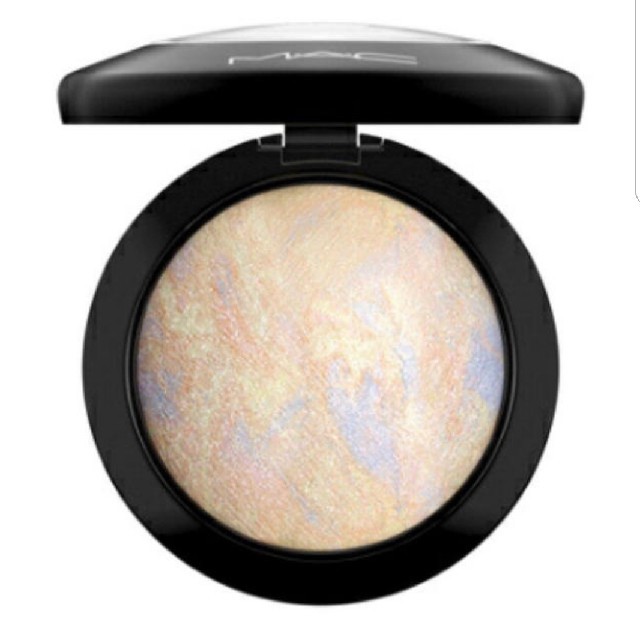 MAC(マック)の【美品】MAC ハイライト ライトスカペード コスメ/美容のベースメイク/化粧品(フェイスパウダー)の商品写真