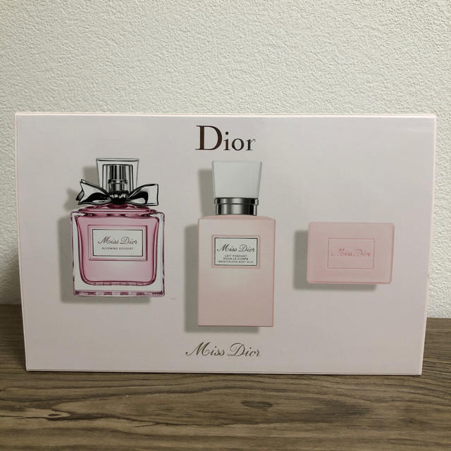 Dior ブルーミングブーケ 香水セット