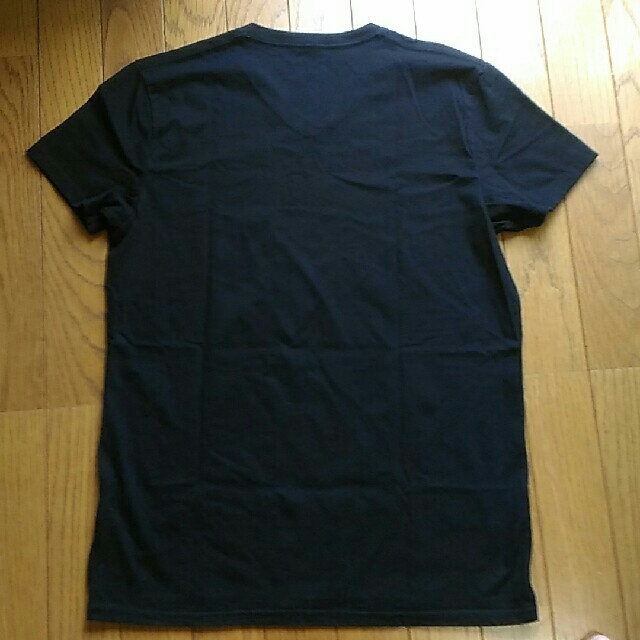 Hollister(ホリスター)のホリスター メンズVネックTシャツ ブラックSサイズ メンズのトップス(Tシャツ/カットソー(半袖/袖なし))の商品写真