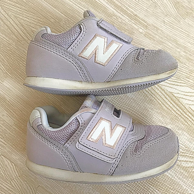 New Balance(ニューバランス)のニューバランス★パープル15cm キッズ/ベビー/マタニティのキッズ靴/シューズ(15cm~)(スニーカー)の商品写真