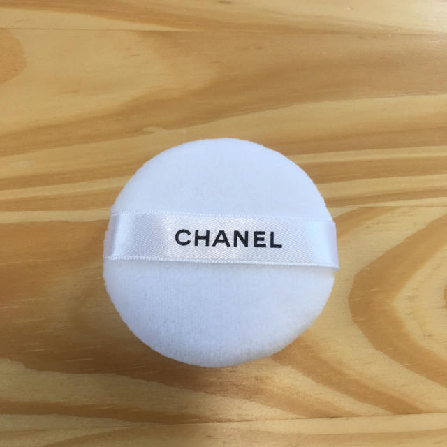 CHANEL(シャネル)のシャネル CHANEL パフ パウダー コスメ/美容のベースメイク/化粧品(フェイスパウダー)の商品写真