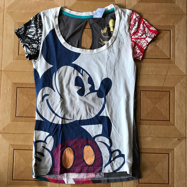 DESIGUAL(デシグアル)のデジカル ディズニーコラボ Tシャツ M レディースのトップス(Tシャツ(半袖/袖なし))の商品写真