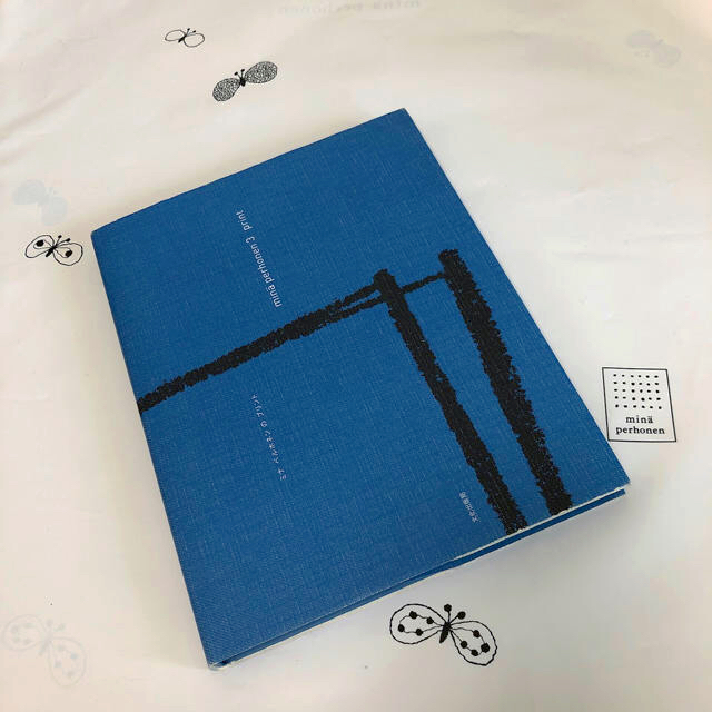 mina perhonen(ミナペルホネン)の♯12 mina perhonen book ¥2,160  期間限定販売 エンタメ/ホビーの本(住まい/暮らし/子育て)の商品写真