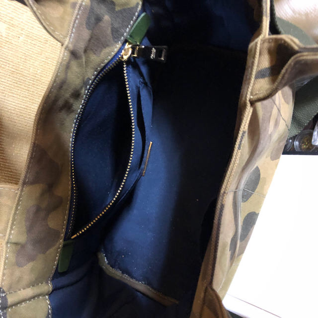 PRADA(プラダ)のPRADA カナパMサイズ カモフラ柄 もりお様専用 レディースのバッグ(ショルダーバッグ)の商品写真