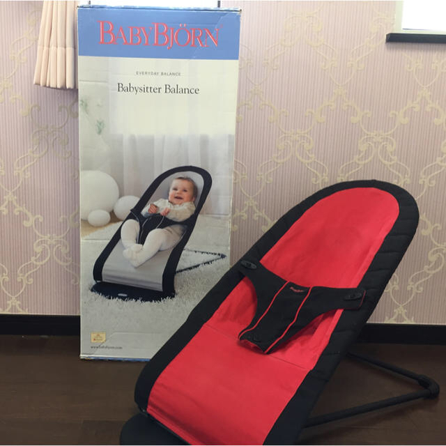 BABYBJORN(ベビービョルン)の今日だけ期間限定値下げ♡ベビービョルン バウンサー 黒赤 キッズ/ベビー/マタニティの寝具/家具(その他)の商品写真