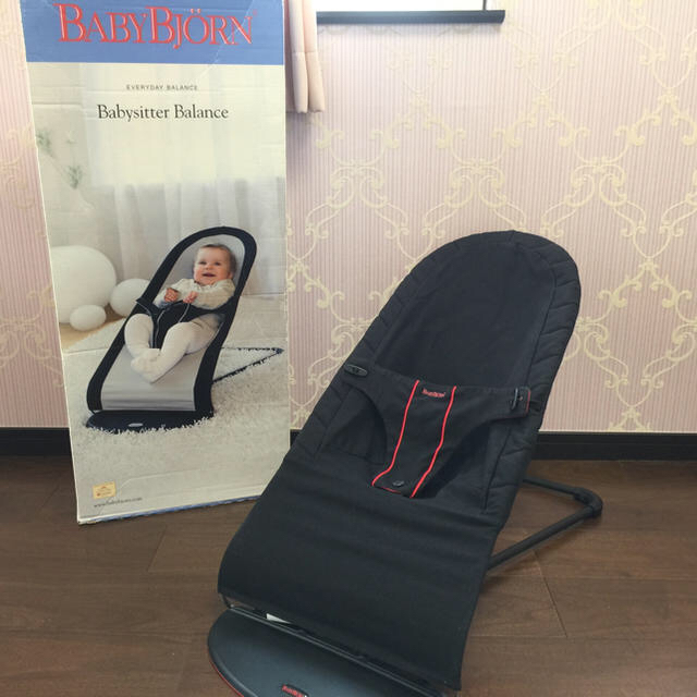 BABYBJORN(ベビービョルン)の今日だけ期間限定値下げ♡ベビービョルン バウンサー 黒赤 キッズ/ベビー/マタニティの寝具/家具(その他)の商品写真