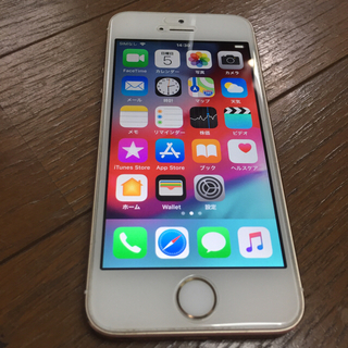 アイフォーン(iPhone)の大幅値下げ済み【美品】iPhone5s 本体 32GB ゴールド au (スマートフォン本体)