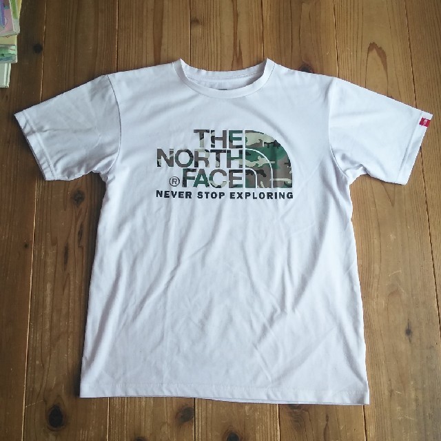 THE NORTH FACE(ザノースフェイス)のノースフェイス　ティーシャツ メンズのトップス(Tシャツ/カットソー(半袖/袖なし))の商品写真