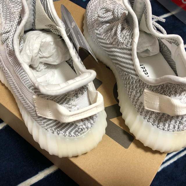 adidas(アディダス)のYeezy boost 350 V2 static イージー スタティック メンズの靴/シューズ(スニーカー)の商品写真