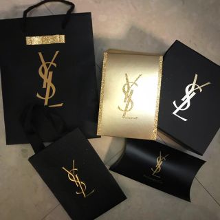 イヴサンローランボーテ(Yves Saint Laurent Beaute)のイブサンローラン  ショッパーと箱(ショップ袋)