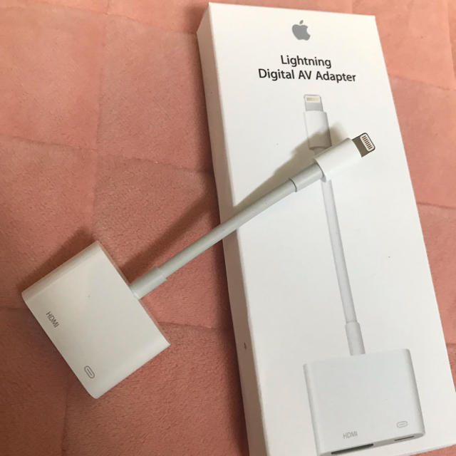 Apple(アップル)のApple純正 Lightning cable スマホ/家電/カメラのテレビ/映像機器(映像用ケーブル)の商品写真