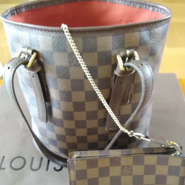 LOUIS VUITTON(ルイヴィトン)のルイヴィトン　マレ　ダミエ柄 レディースのバッグ(ショルダーバッグ)の商品写真