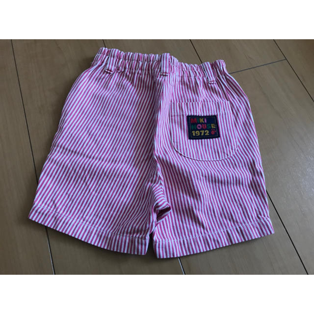 mikihouse(ミキハウス)のミキハウス ストライプ半ズボン 90センチ キッズ/ベビー/マタニティのキッズ服男の子用(90cm~)(パンツ/スパッツ)の商品写真