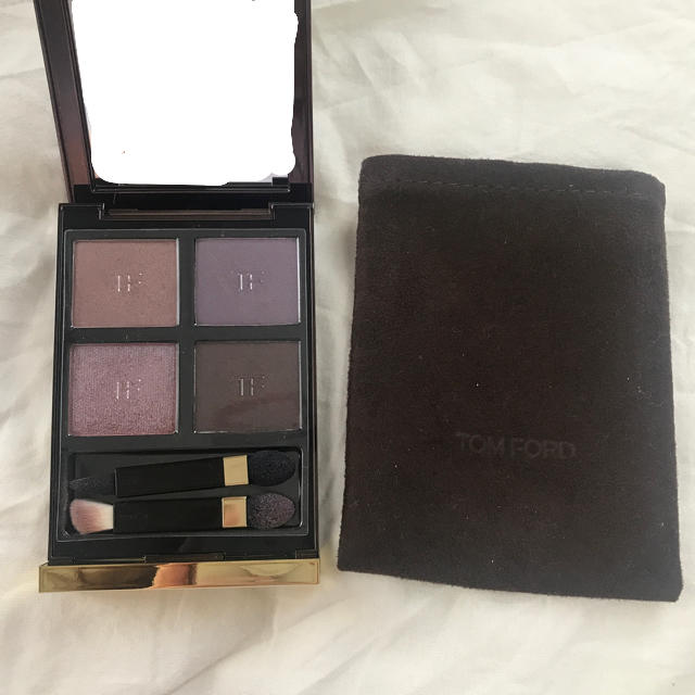 TOM FORD(トムフォード)のTOM FORD アイ カラー クォード プリティベイビー コスメ/美容のベースメイク/化粧品(アイシャドウ)の商品写真