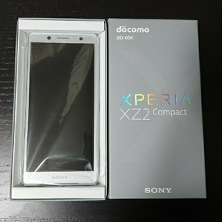 エクスペリア(Xperia)のsimフリー　docomo Xperia XZ2 compact silver(スマートフォン本体)
