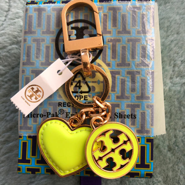 Tory Burch(トリーバーチ)の新品 トリーバーチキーホルダー レディースのファッション小物(キーホルダー)の商品写真