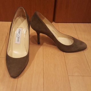 ジミーチュウ(JIMMY CHOO)のジミーチュウ35カーキ裏張り済、明日終了。限定お値下げ。(ハイヒール/パンプス)