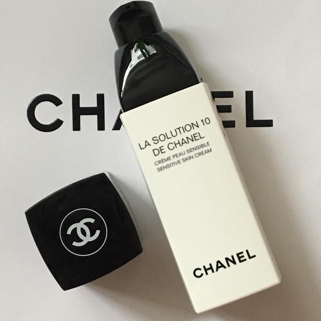 CHANEL(シャネル)のシャネル 敏感肌用保湿クリーム コスメ/美容のスキンケア/基礎化粧品(フェイスクリーム)の商品写真