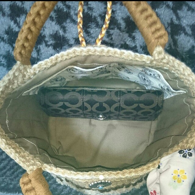 麻紐 プクフワ ワンちゃんバックハンドメイド(プードル) 麻紐 プクフワ ワンちゃんバックハンドメイド(プードル)