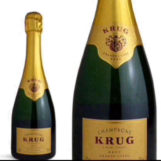 Krug(クリュッグ)のクリュッグ 新品送料無料 食品/飲料/酒の酒(シャンパン/スパークリングワイン)の商品写真