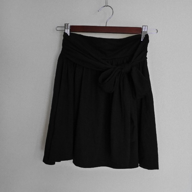 Rouge vif(ルージュヴィフ)のゆりりんご様専用＊ふんわりミニスカート＊黒 レディースのスカート(ミニスカート)の商品写真