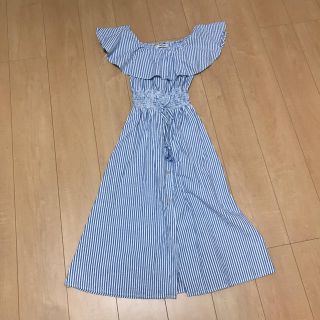 ザラ(ZARA)の値下げ zara オフショルダー ワンピース ストライプ(ひざ丈ワンピース)