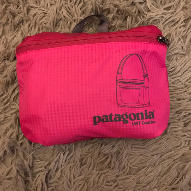 patagonia(パタゴニア)のパタゴニア ショルダー ピンク レディースのバッグ(ショルダーバッグ)の商品写真