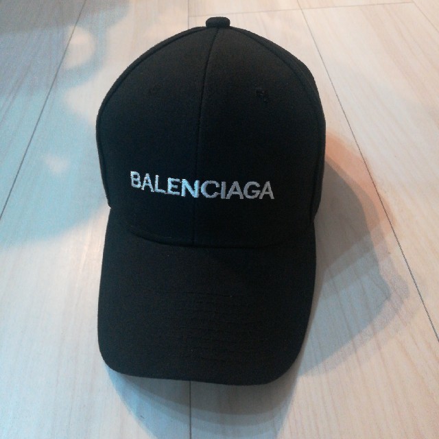 Balenciaga(バレンシアガ)のベースボールキャップ メンズの帽子(キャップ)の商品写真