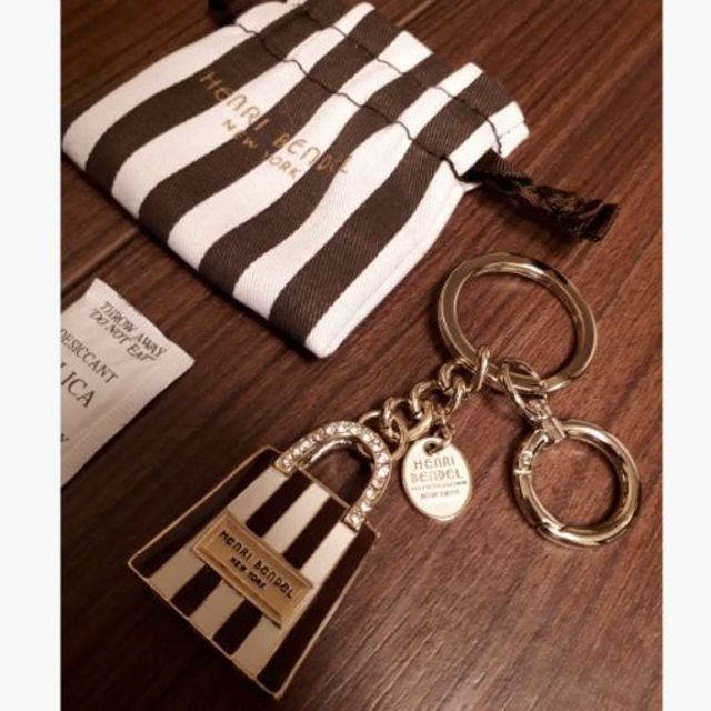 Henri Bendel キーホルダー ☆国内未売品 新品未使用☆