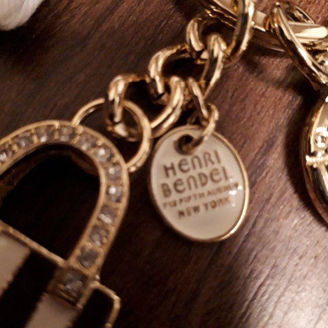 Henri Bendel(ヘンリベンデル)の新品未使用♡Henri Bendelキーホルダー レディースのファッション小物(キーホルダー)の商品写真