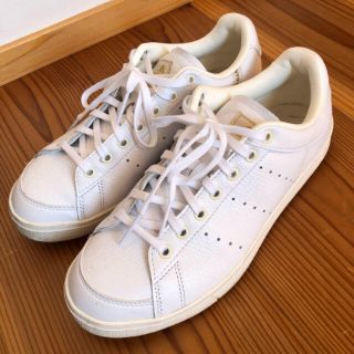 アディダス(adidas)のvery掲載adidas 美品✨(スニーカー)