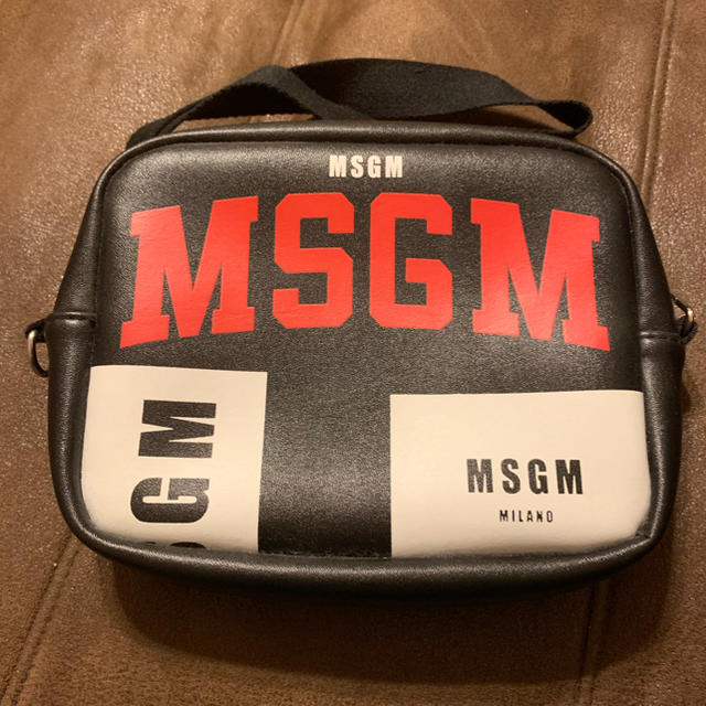 MSGM(エムエスジイエム)のMSGM ショルダーバッグ メンズのバッグ(ボディーバッグ)の商品写真