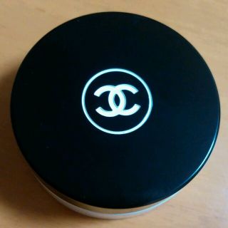 シャネル(CHANEL)のCHANELリップバーム定価5000円♪(その他)