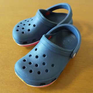 クロックス(crocs)のクロックス キッズ用サンダル(サンダル)