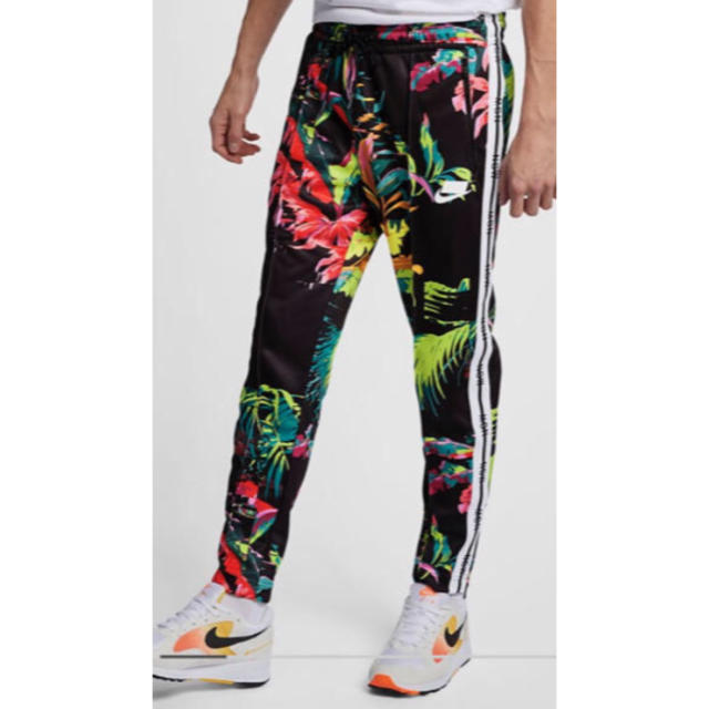 Nike Tribute Floral AOP ジョガーパンツ・ジャージーパンツ パンツ