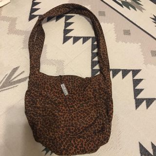 ボッテガ(Bottega Veneta) ショルダーバッグ(レディース)(レオパード